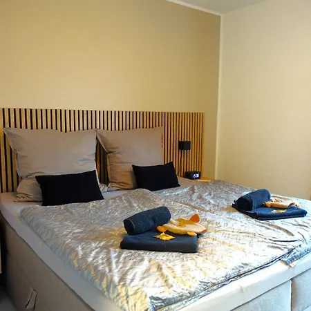 Apartment Getaway - Balkon - Kueche - Ruhe - Waesche - S-bahn - 60 Qm