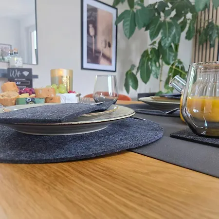Orange - Business & Relax In Grossenbaum * Duisburgo
